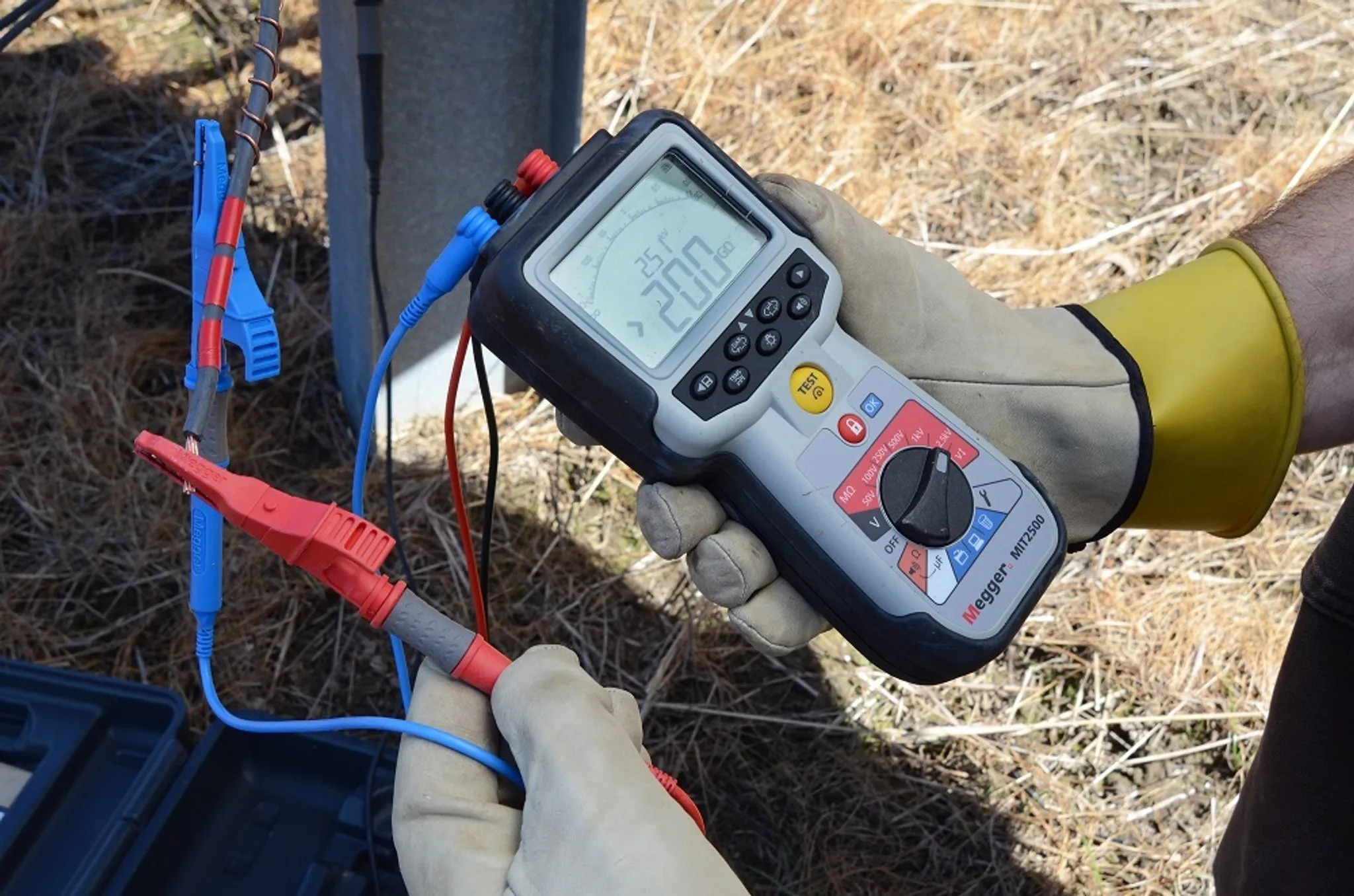 Electrical and electronic tools